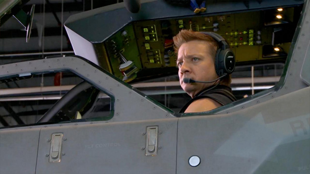 Nueva imagen de Los Vengadores: Ojo de Halcón en un jet de E.S.C.U.D.O.