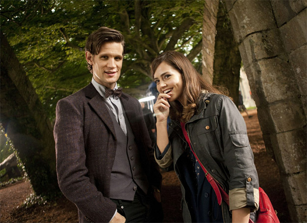 Primera imagen oficial del Doctor Who (Matt Smith) con su nueva compañera Clara (Jenna-Louise Coleman)