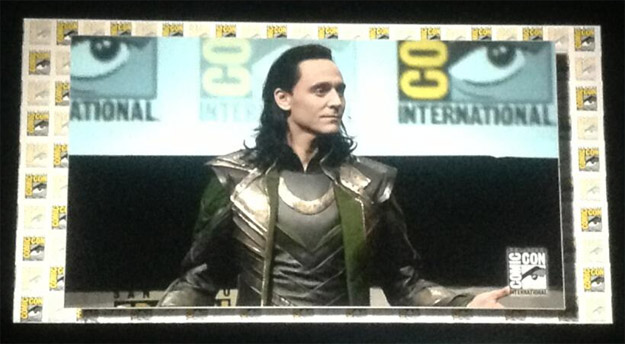 El mismísimo Loki fue el encargado de presentar el metraje de Thor: el mundo oscuro