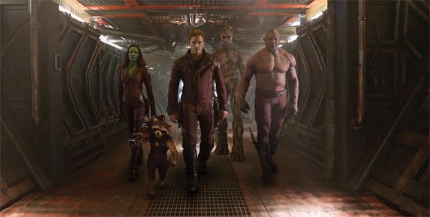 Gamora (Zoe Saldana), Rocket Racoon (Bradley Cooper), Peter Quill (Chris Pratt), Groot (Vin Diesel) y Drax el Destructor (Dave Bautista)