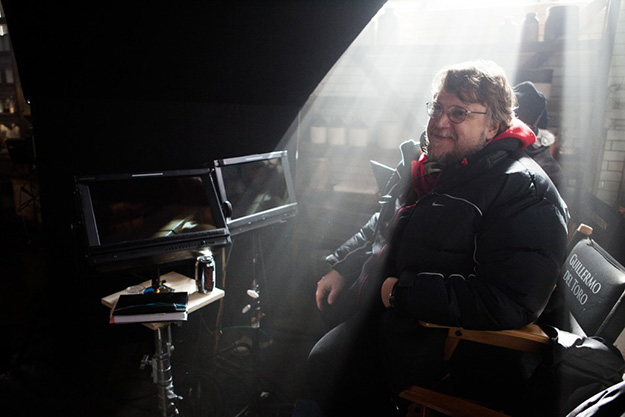 Guillermo del Toro en el rodaje de Crimson Peak