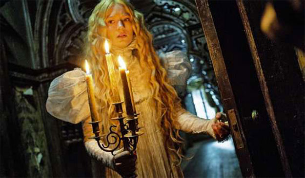 Mia Wasikowska... ¿no os recuerda a Lucy (Sadie Frost) en Drácula de Coppola