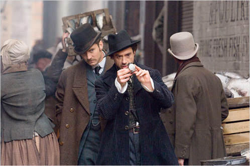 Holmes (Robert Downey Jr.) y su inseparable Watson (Jude Law) siguen la pista de algo... o alguien